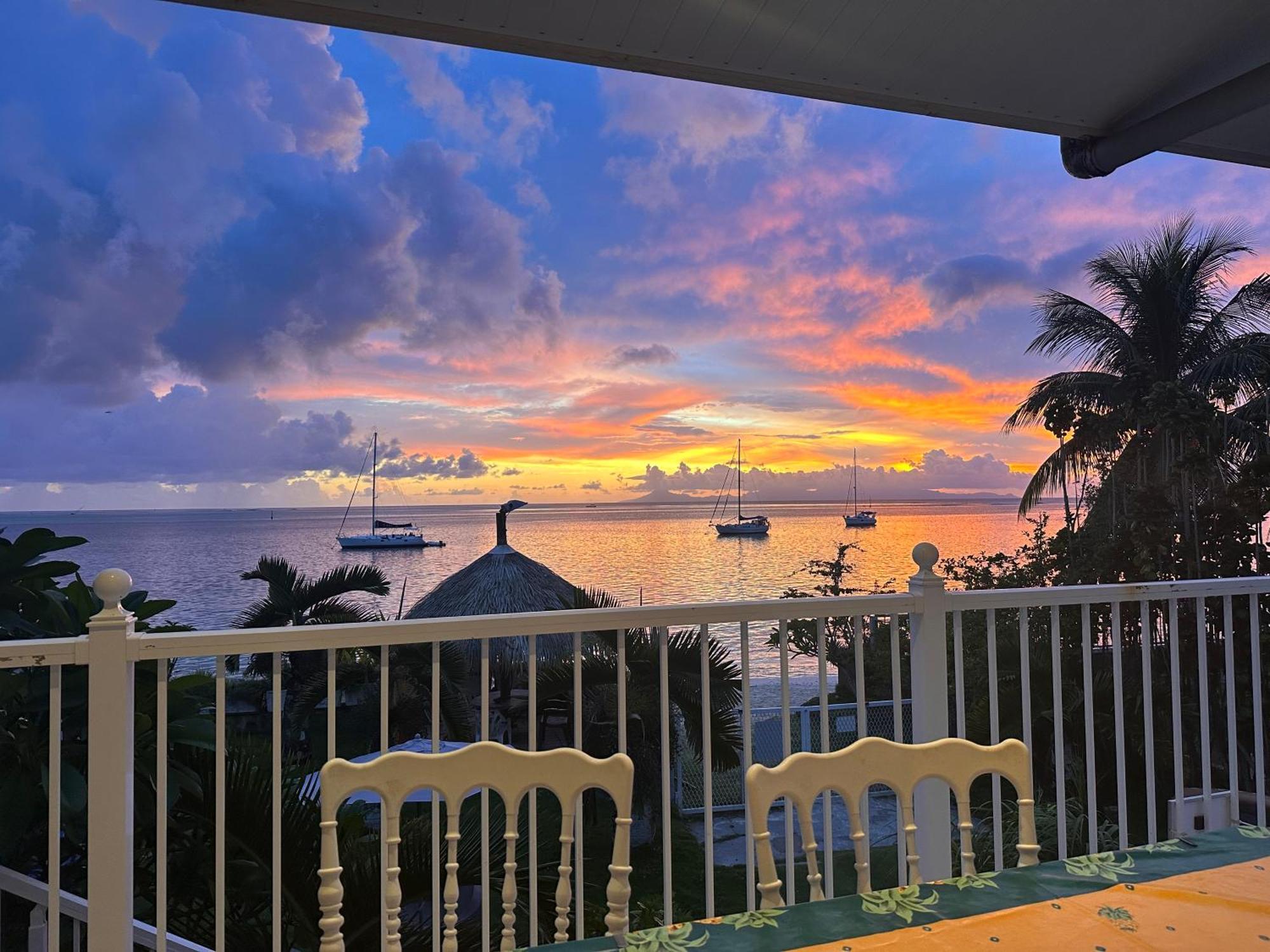 Meri Lodge Huahine « Room Of Marta » Fare Εξωτερικό φωτογραφία
